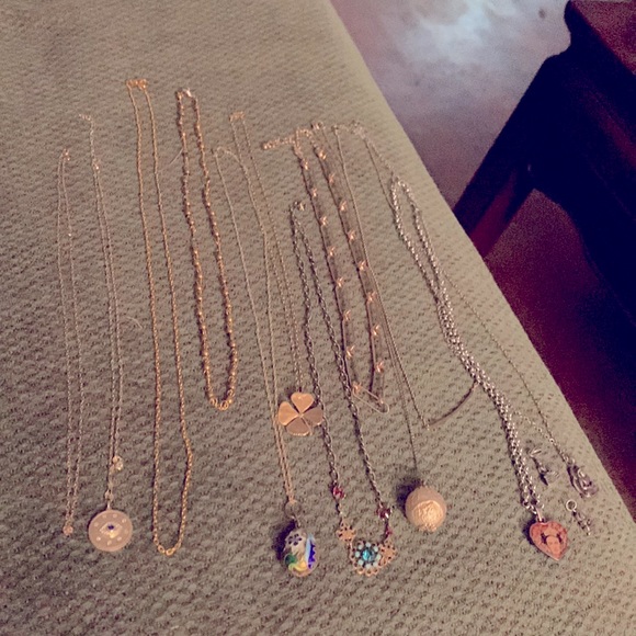 Necklace bundle - Picture 4 of 16